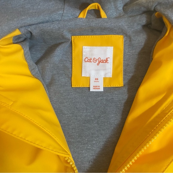 Cat & Jack Yellow Raincoat | Sz XS | Unisex Boy or Girl - Picture 5 of 7